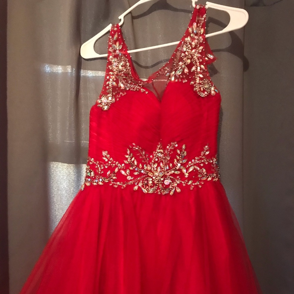 Red beautiful dress size 8